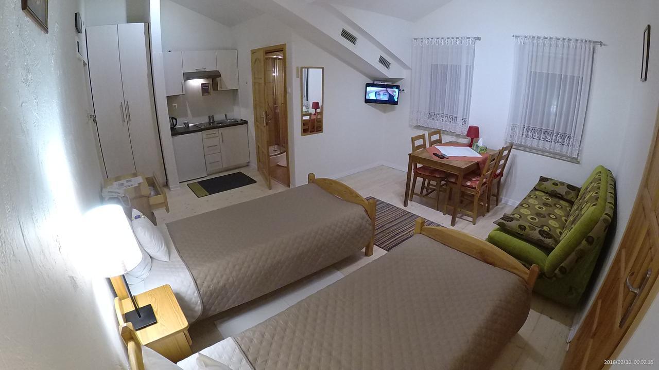 Hotel Krak Myślenice Exteriör bild