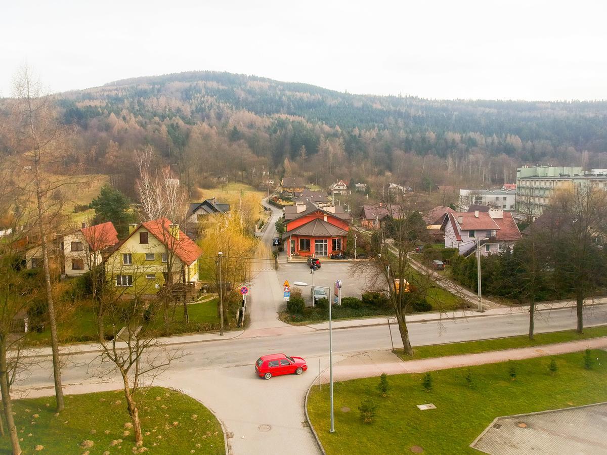 Hotel Krak Myślenice Exteriör bild