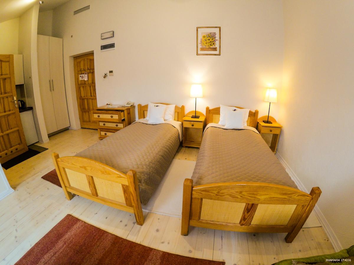 Hotel Krak Myślenice Exteriör bild