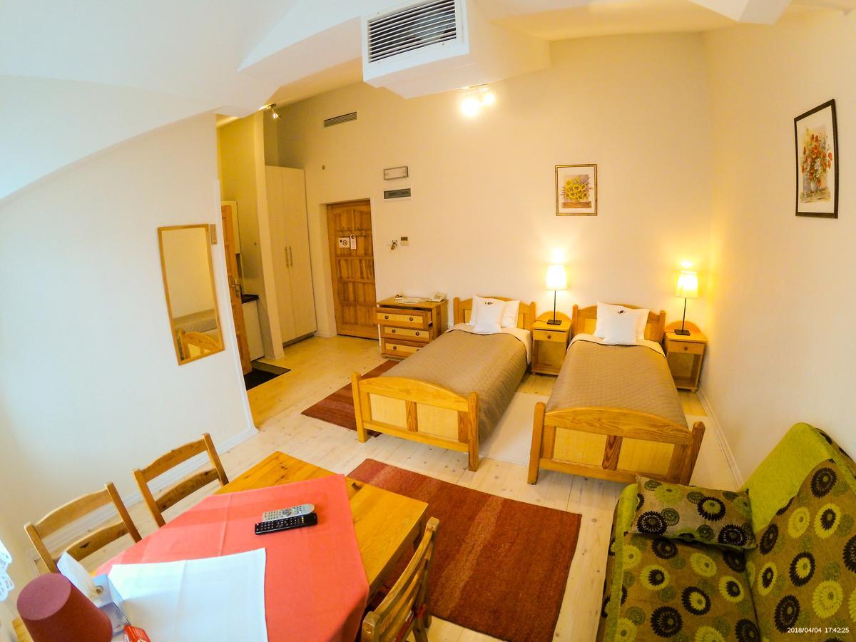 Hotel Krak Myślenice Exteriör bild