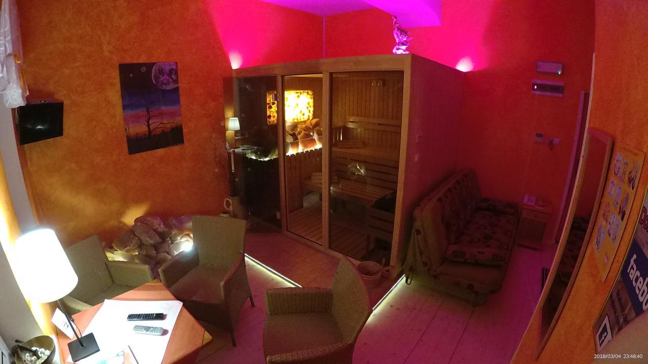 Hotel Krak Myślenice Exteriör bild