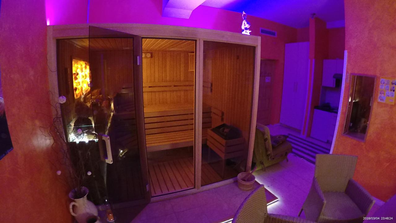 Hotel Krak Myślenice Exteriör bild